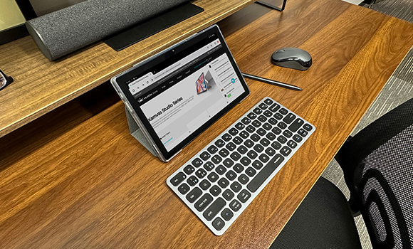 Huion Kamvas Slate 10　タブレットパソコン　値下げ不可能 Amazon.com: HUION Kamvas Slate 10 Standalone Drawing Tablet