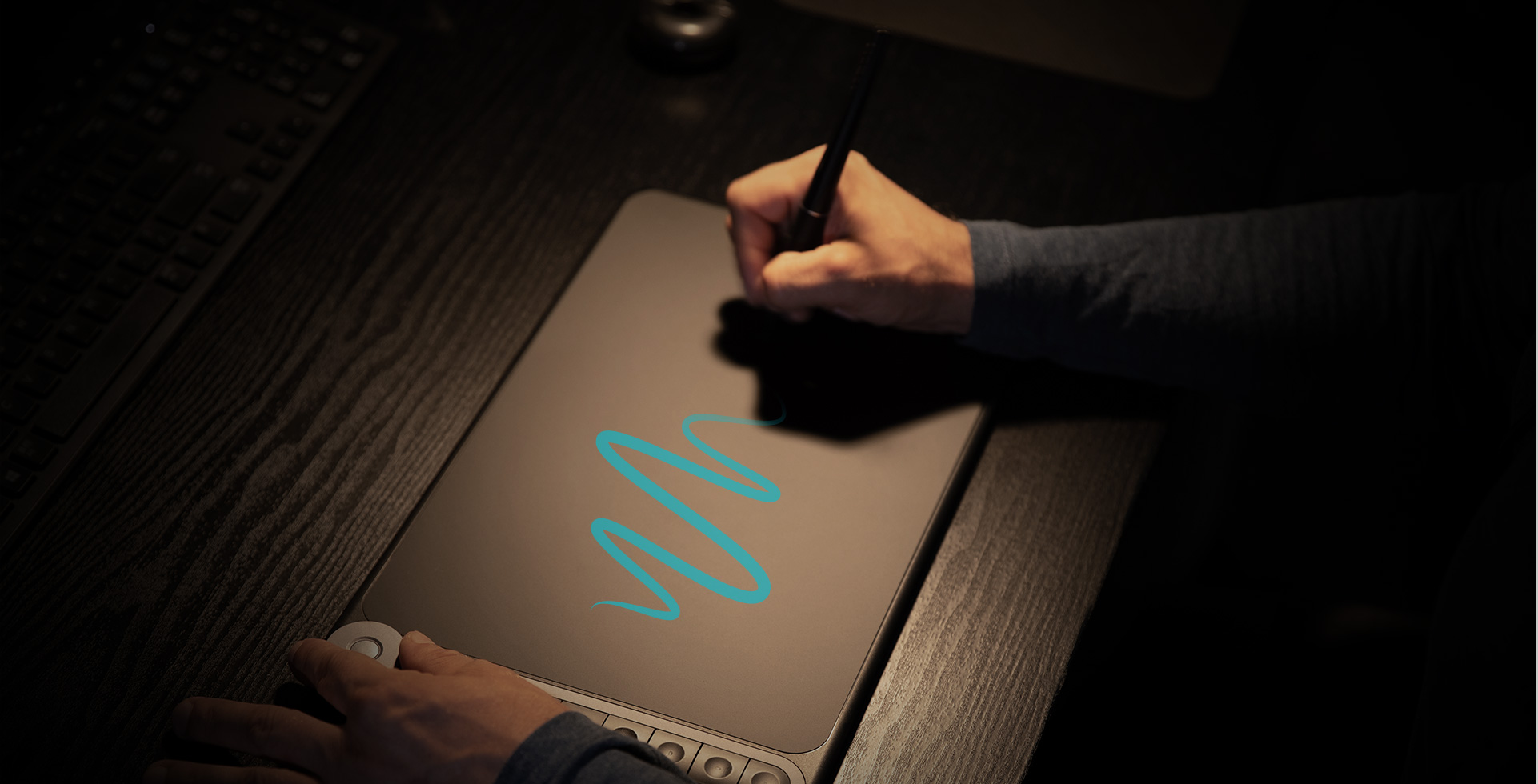 Q620M Wireless Graphic Tablet