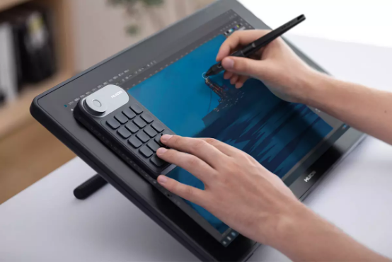 Huion Mini Keydial KD100 Was One of the Winners of Red Dot [2022]